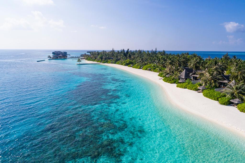 Ilha - Jumeirah Vittaveli oferece experiência de luxo árabe nas Maldivas