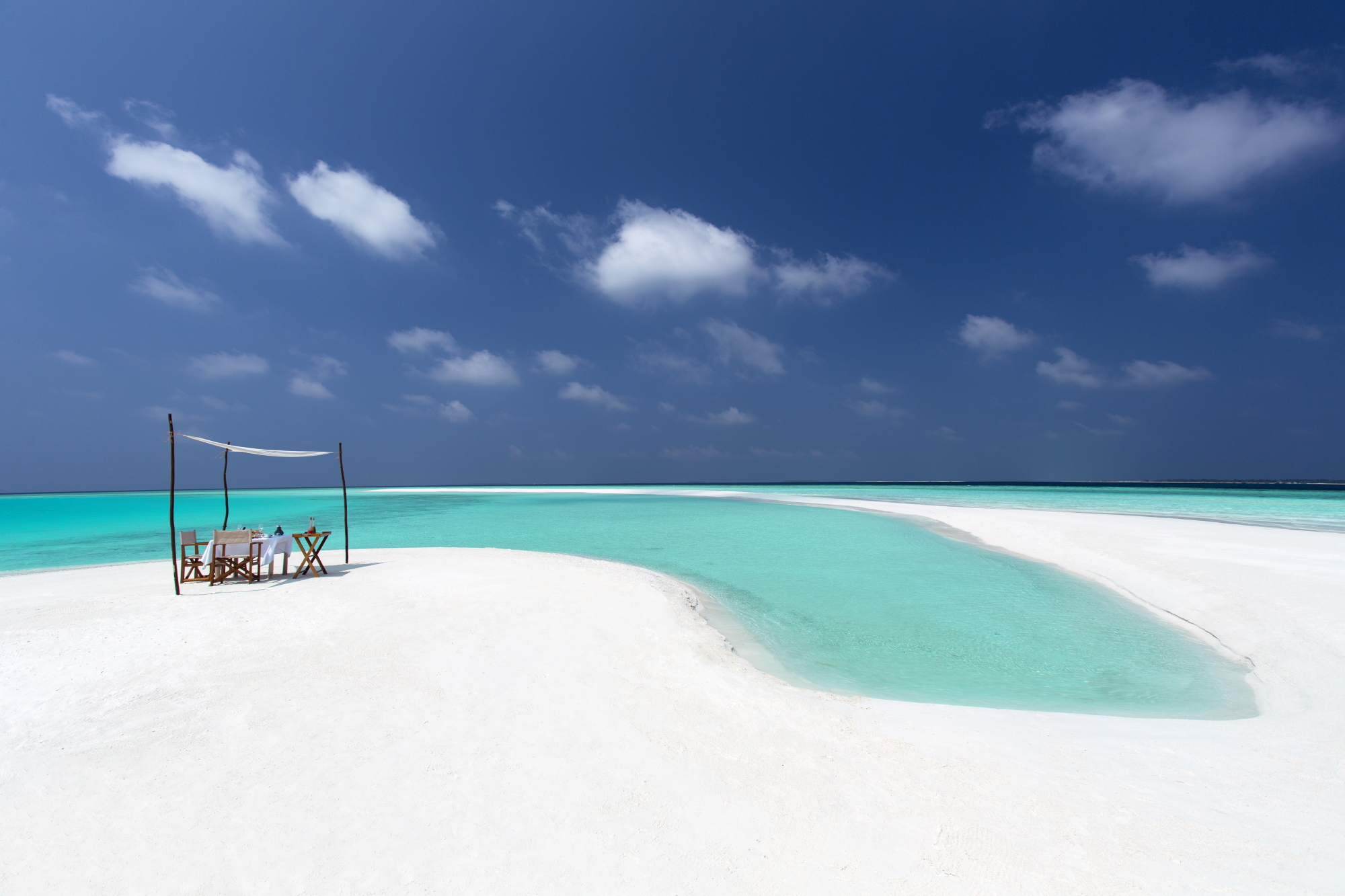 Milaidhoo Sleeping under the Stars 10 - Milaidhoo Maldivas – Guia Completo Resort