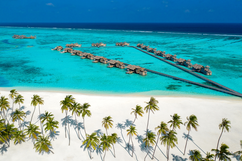 9 Aerial view of jetty one and private reserve - Gili Lankanfushi - Guia Completo Resort